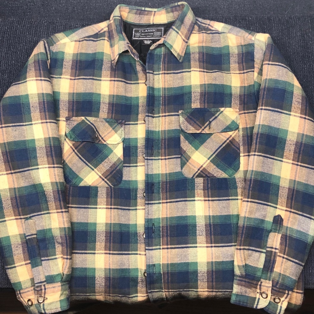 🚨 Plaid Flannel 🚨